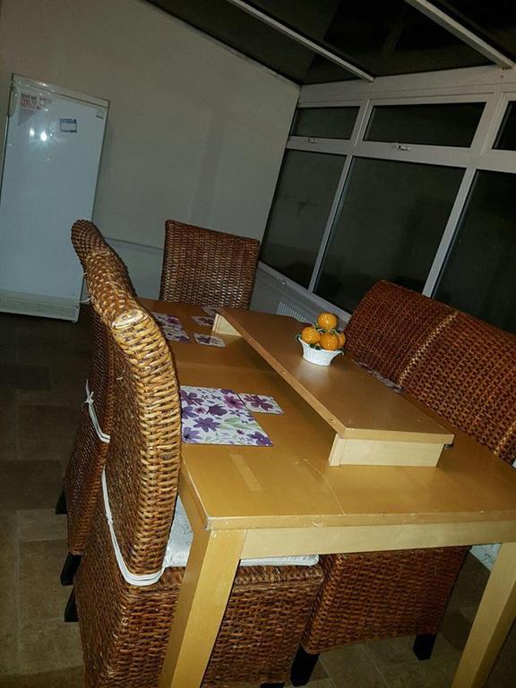 Sweet Guest House Chatham Чатъм Екстериор снимка