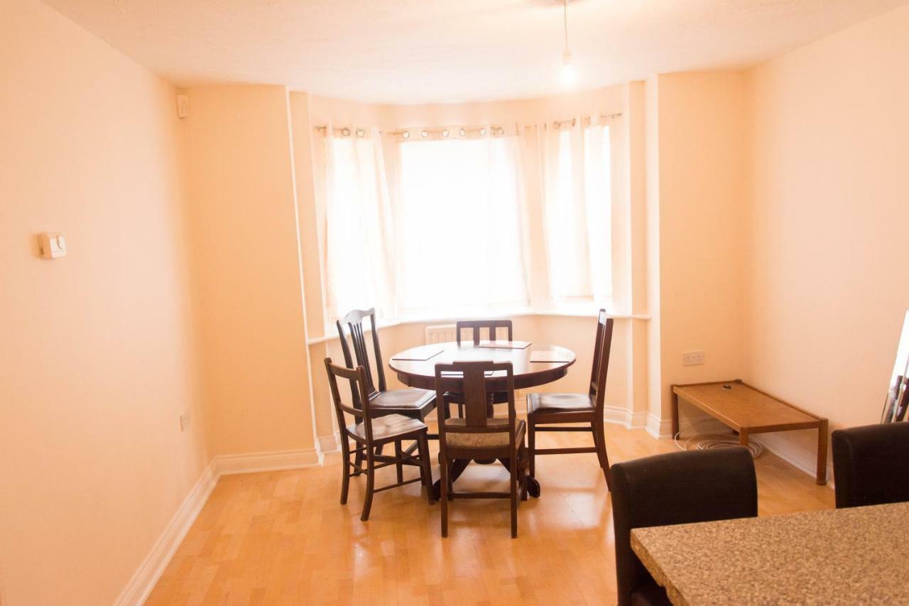 Sweet Guest House Chatham Чатъм Екстериор снимка